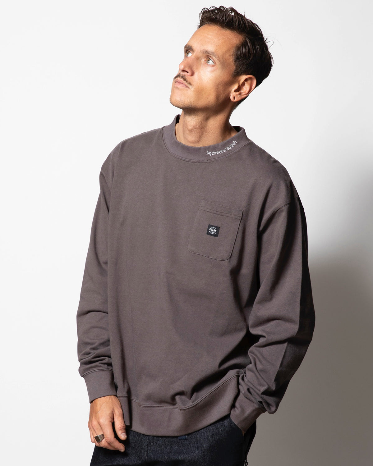 Label 9.3oz H/W Mock Neck L/S Pocket Tee