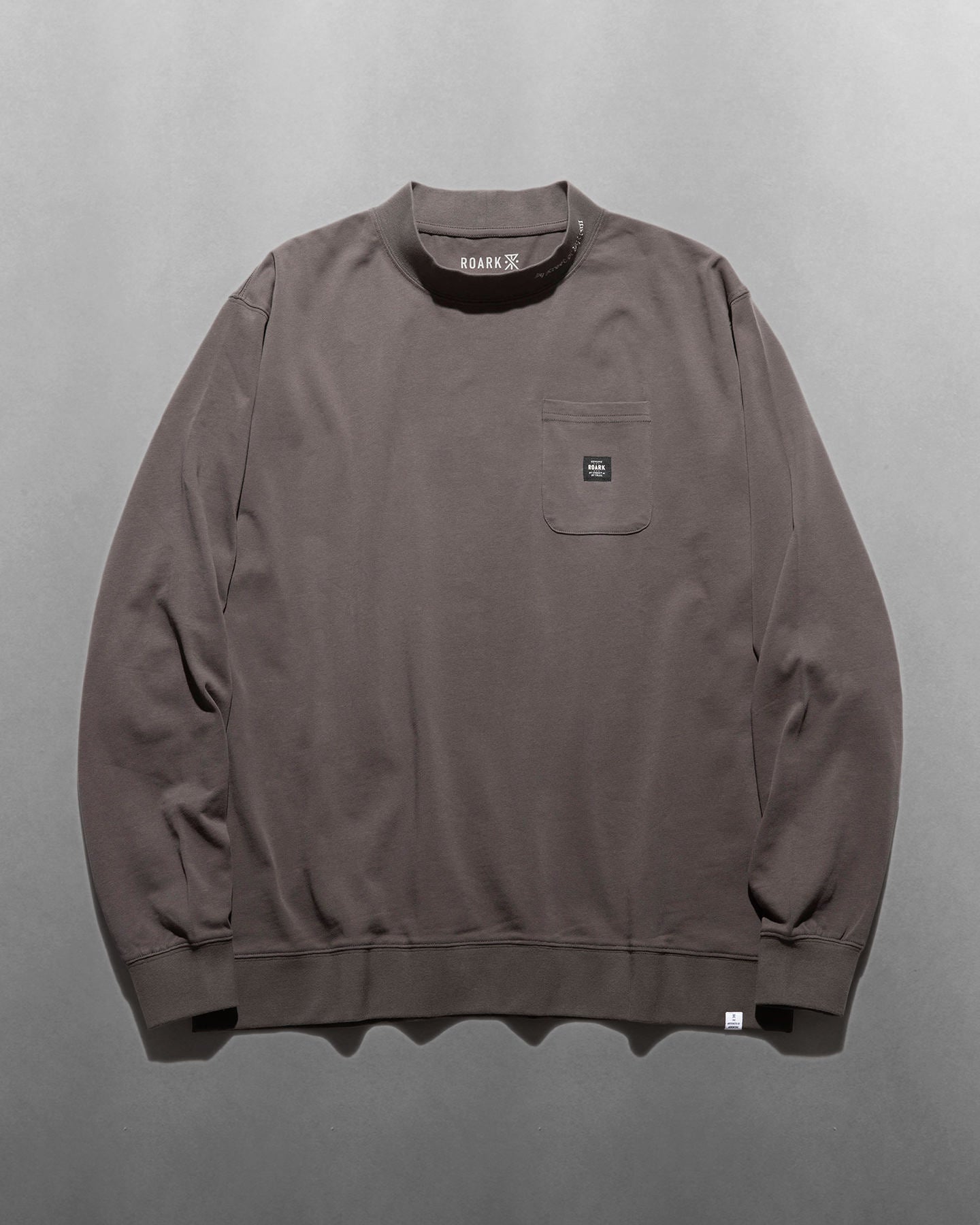 Label 9.3oz H/W Mock Neck L/S Pocket Tee