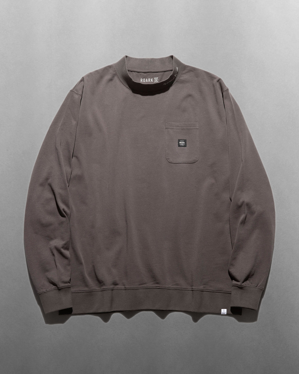 Label 9.3oz H/W Mock Neck L/S Pocket Tee