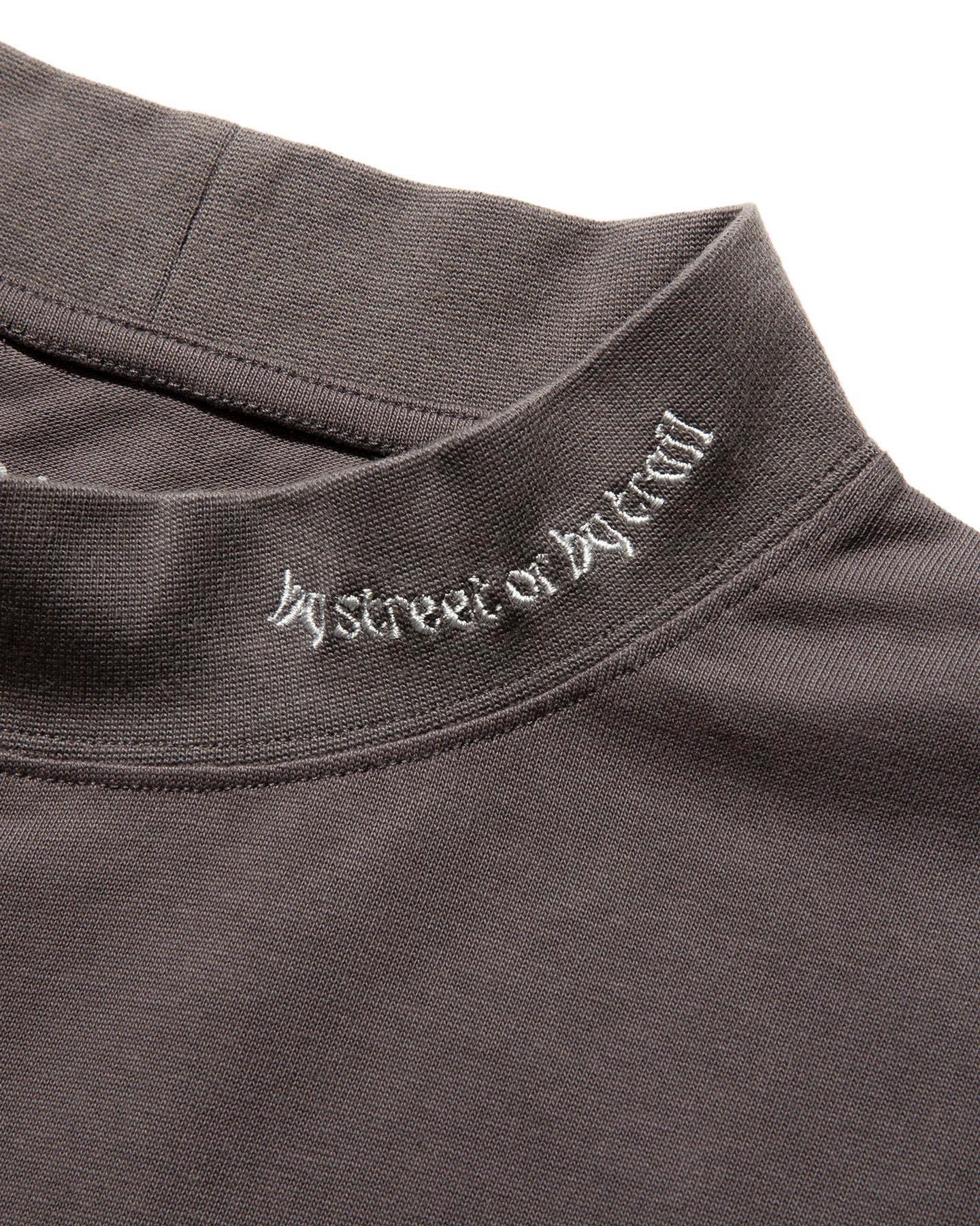 Label 9.3oz H/W Mock Neck L/S Pocket Tee