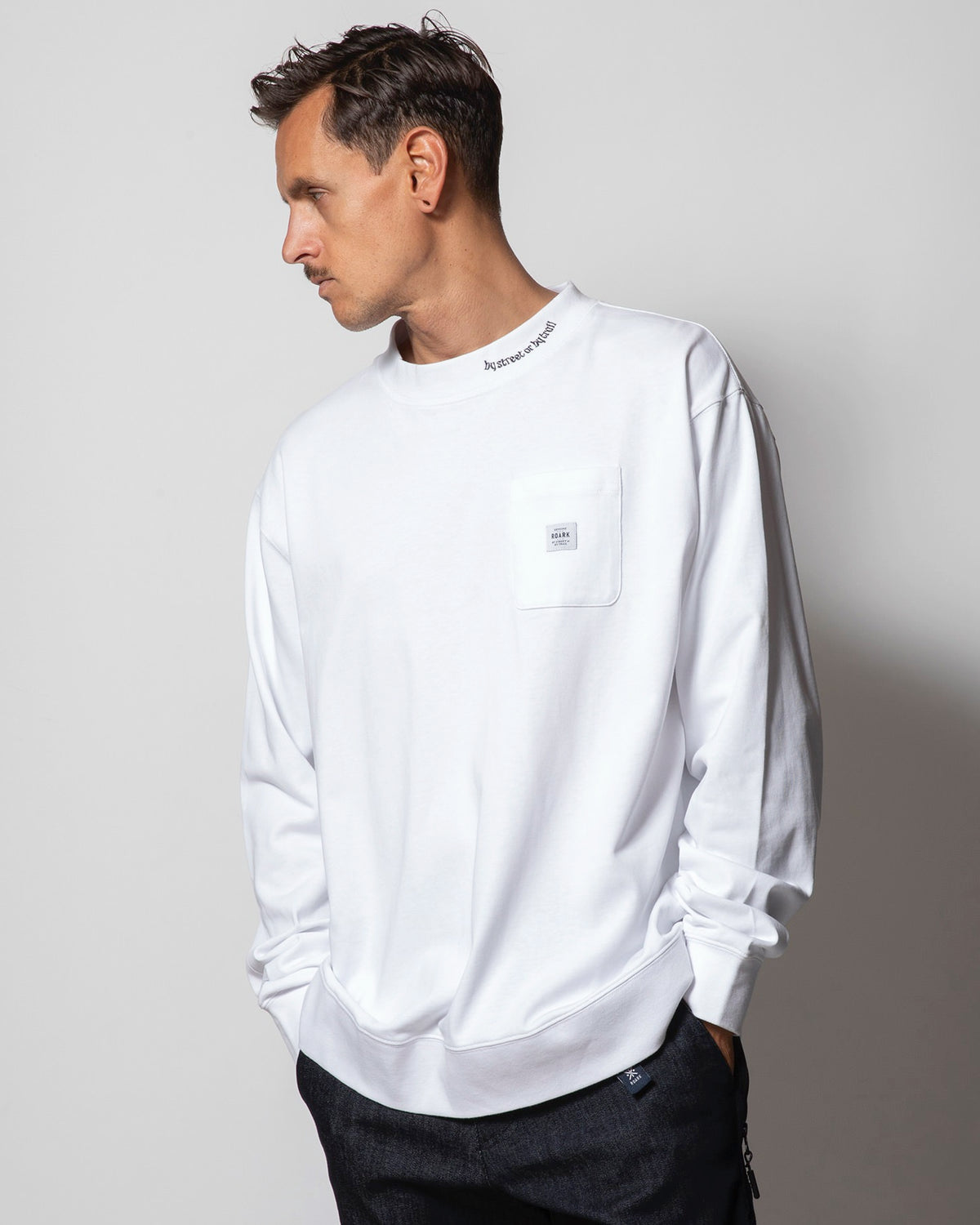 Label 9.3oz H/W Mock Neck L/S Pocket Tee
