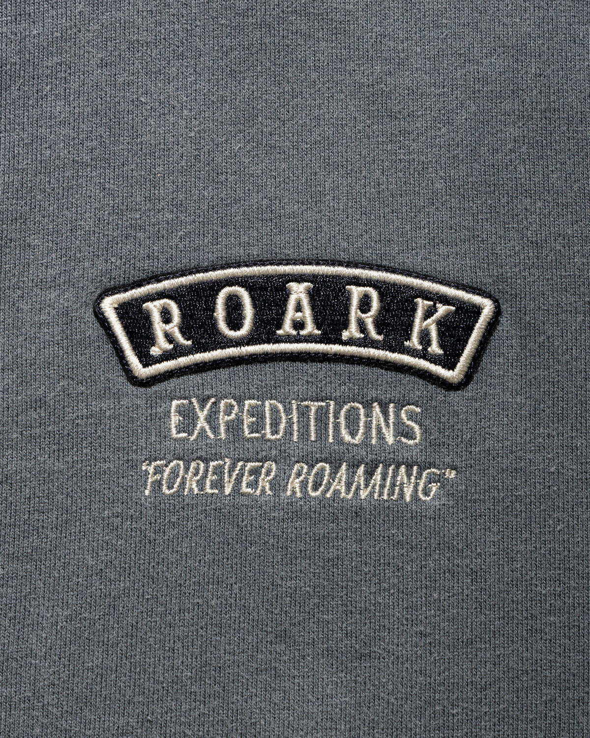 "Roamiing" F/Z Hood Sweat